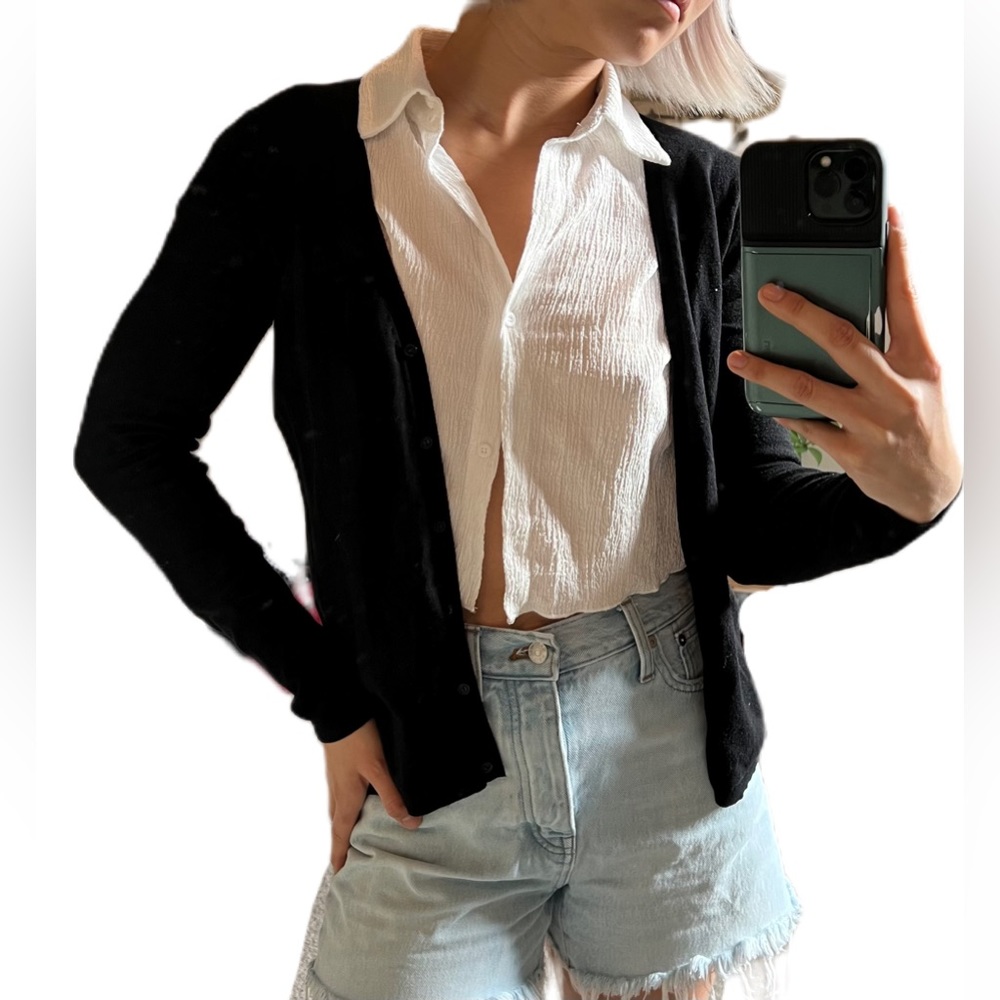 AMICHI essentials short black cardigan size L
